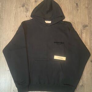 Fear of God Essentials
Oversized Heavyweight Black Stretch Limo Hoodie